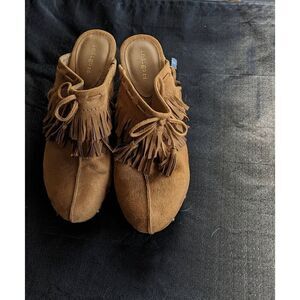 Indigo Red Tan and Faux Leather Clogs with Fridge over the toe Size: 9.5